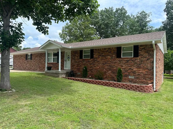 2209 Spring Lake Rd, Paragould, AR 72450