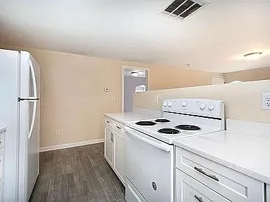 157 South Ave #3 — Photo 4