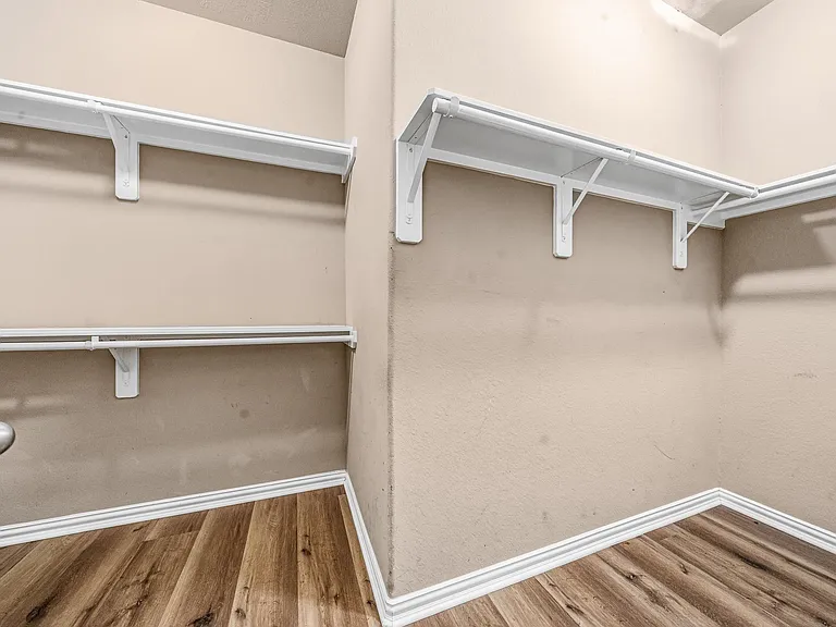 2403 Summers Glen Ct — Photo 27