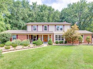 14423 Eddington Dr, Chesterfield, MO 63017