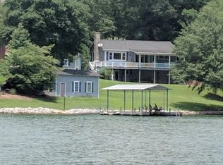 23079 McDonald Point Rd, Seneca, SC 29672