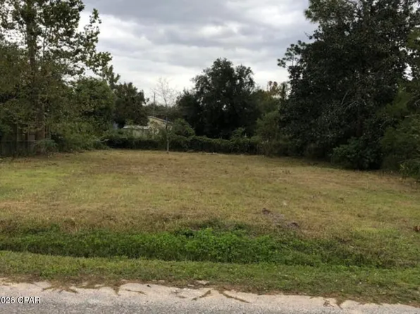 8512 Houston St, Panama City Beach, FL 32408