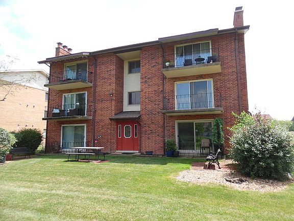 2nd image of 15334 Treetop Dr APT 2S