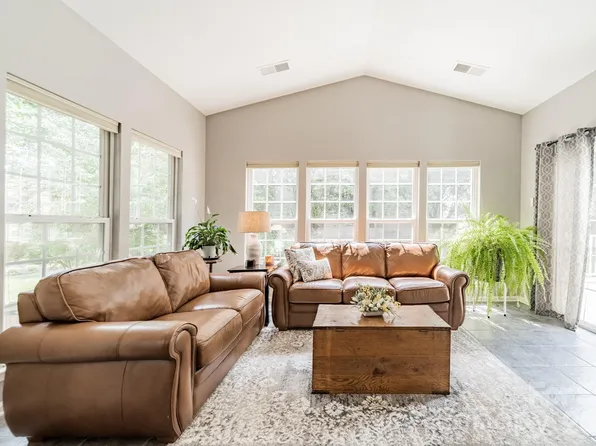 6216 Creek Breeze Rd, Charlotte, NC 28269