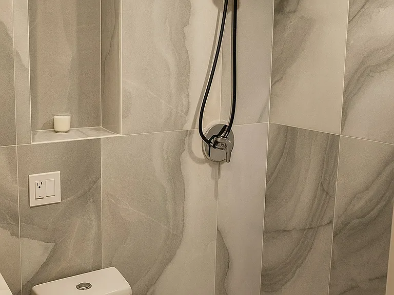 101 Dupont St #2 — Photo 6