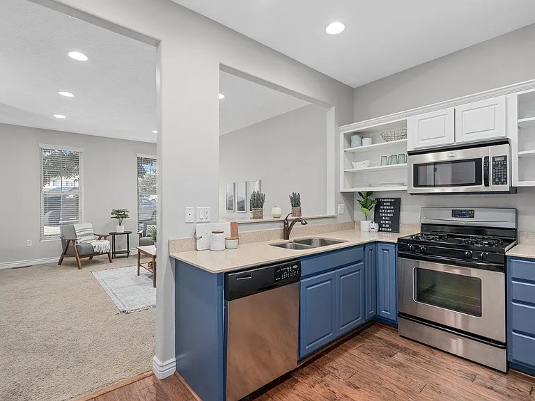 140 E Ace Ln — Photo 15