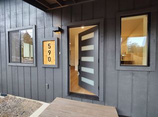 590 SE Centennial St, Bend, OR 97702