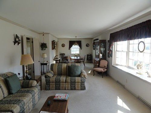4th image of 1450 Revere Dr