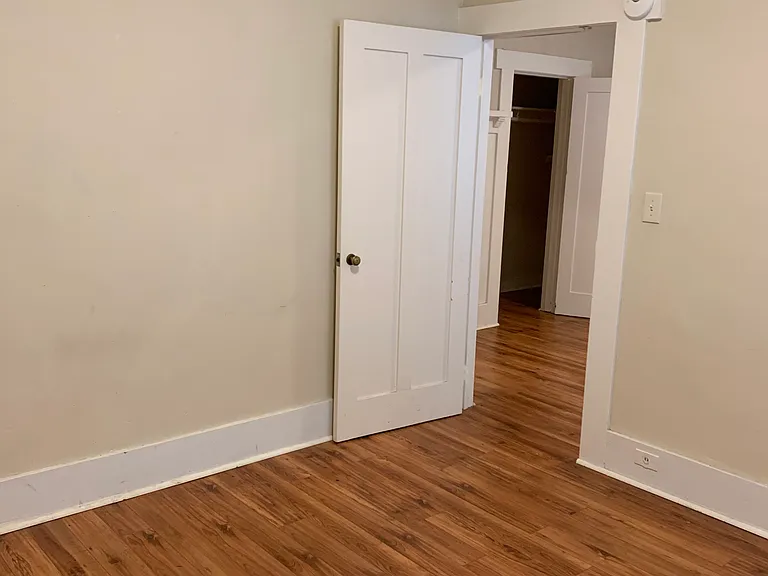 1385 Sacramento St #1 — Photo 7