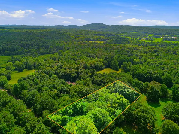 1788 Lafayette Rd, Rocky Face, GA 30740