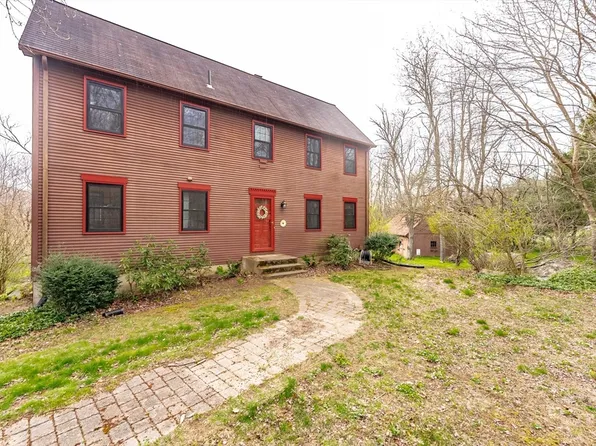 116 Scantic Rd, Hampden, MA 01036