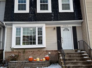 7313 Rolling Oak Ln, Springfield, VA 22153