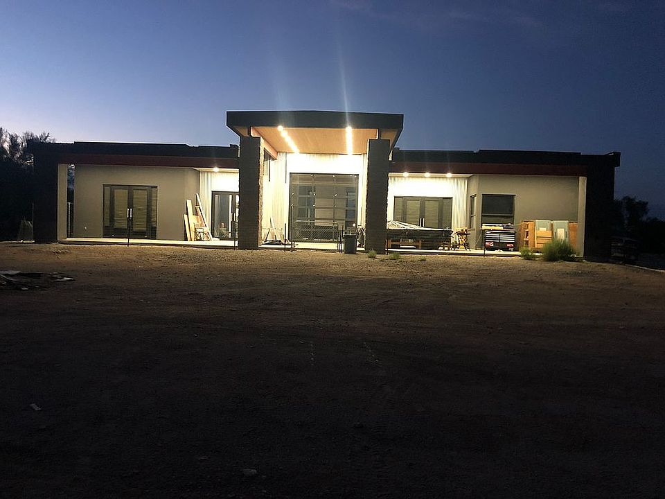 2nd image of 19615 W Camelback Rd