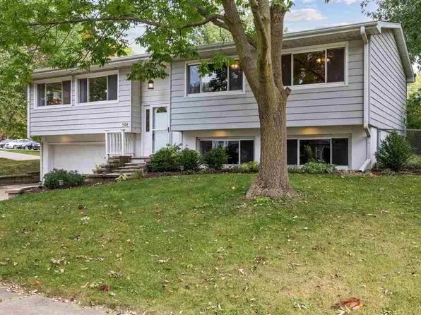 504 Kenwood Dr, Iowa City, IA 52245