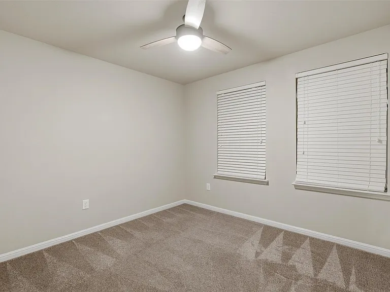 18413 Mammoth Cave Blvd — Photo 23
