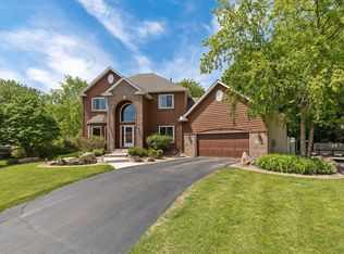 17099 Isanti Ct, Lakeville, MN 55044