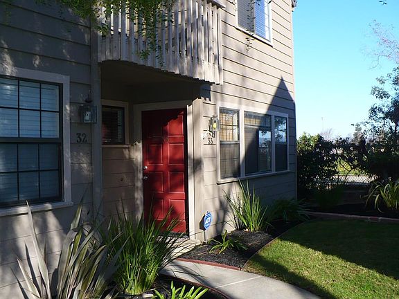 2nd image of 180 Gibson Dr APT 33