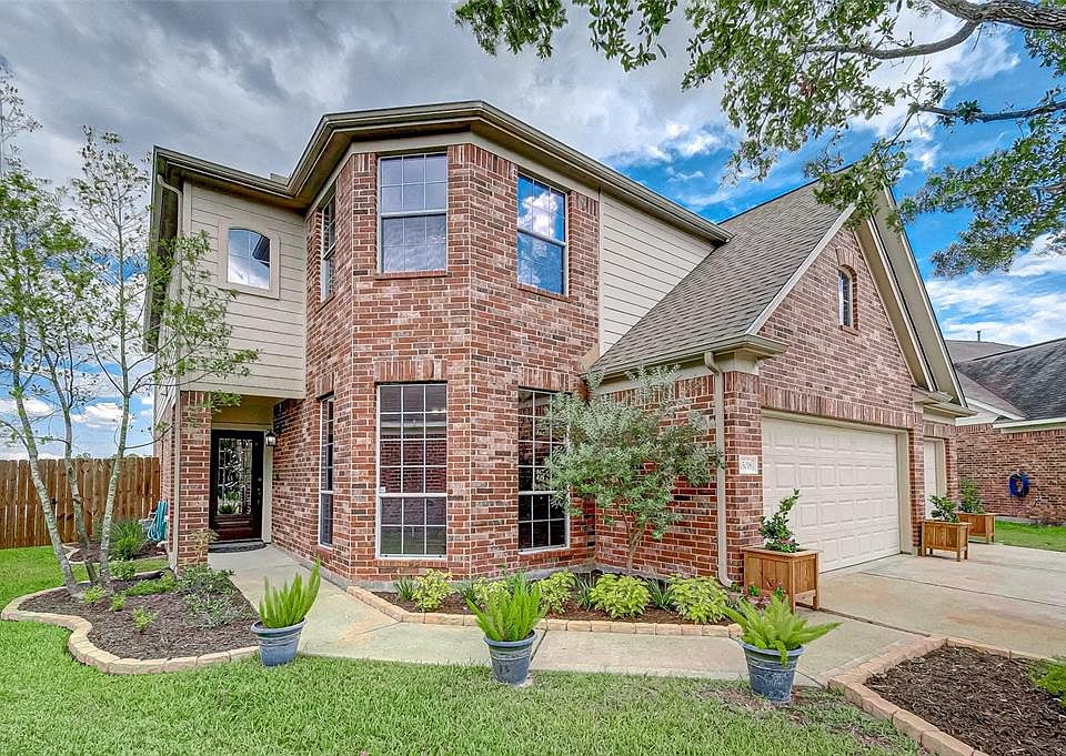 1st image of 15018 Riverlet Ct