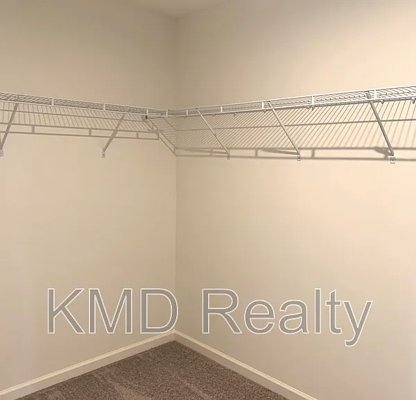 4917 Staffordshire Ln — Photo 12