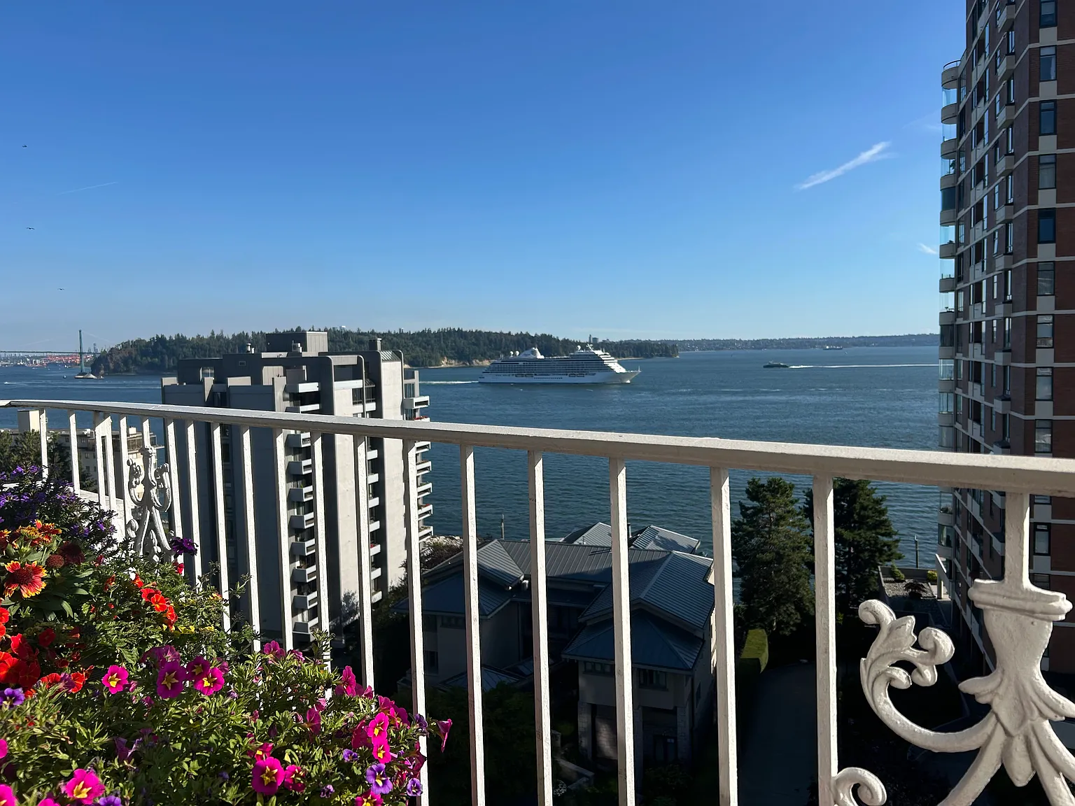 2 bed, 1500 sqft, $5,500 — Photo 1