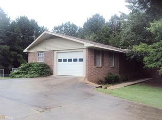 124 Whitaker Rd, Lagrange, GA 30240