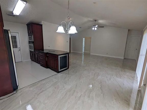 4th image of 1065 Brielle Ct