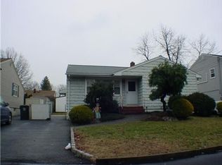 29 Austin St, Sewaren, NJ