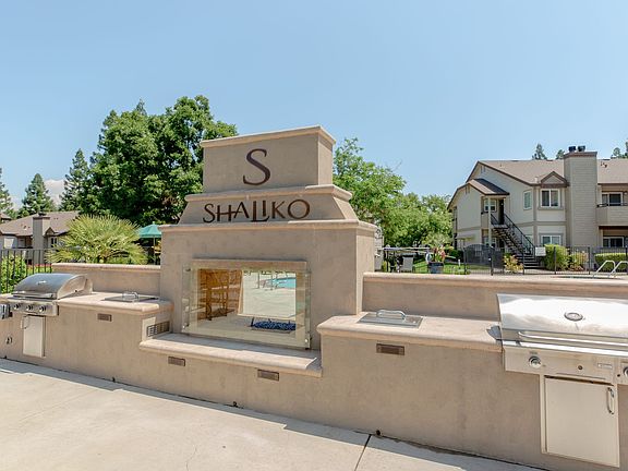 4th image of 5051 El Don Dr APT 101