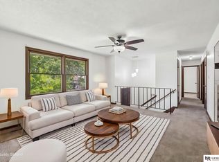 4835 Hillside St, Lincoln, NE 68506