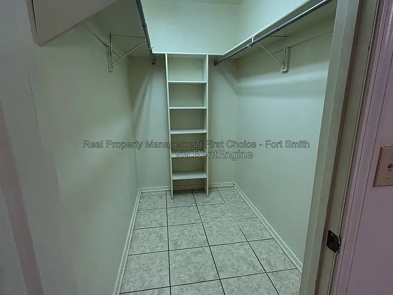 1431 Brazil Ave — Photo 12