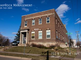 702 N 54 W APT 2, Duluth, MN 55807
