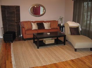7007 Gertrude St, La Vista, NE 68128