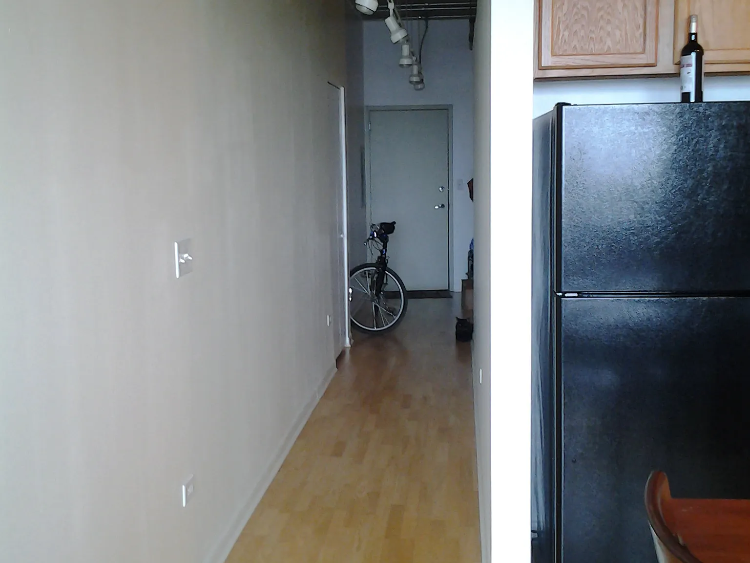 1 bed, 719 sqft, $2,100 — Photo 3