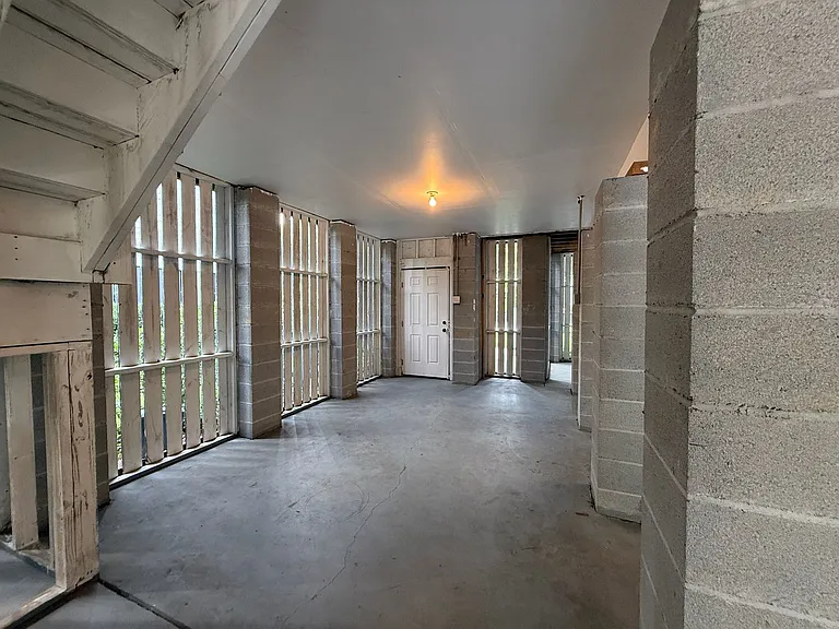 120 Clouter Creek Dr — Photo 11