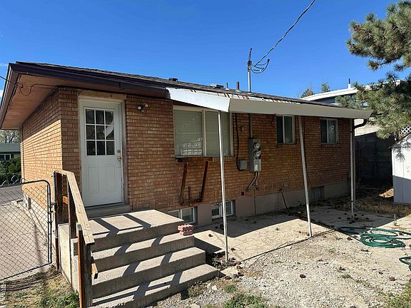 3rd image of 625 El Rancho Blvd