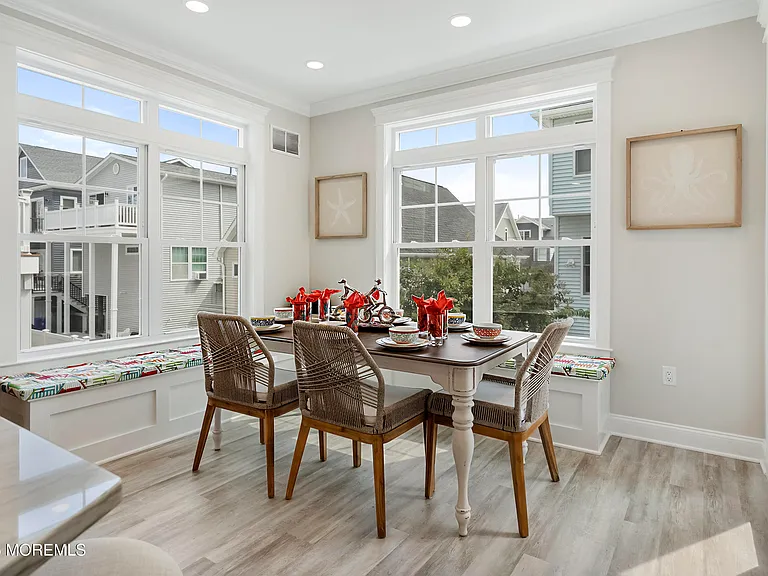 53 Fort Ave — Photo 35