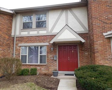 1418 Willow Brook Cv, Saint Louis, MO, 63146
