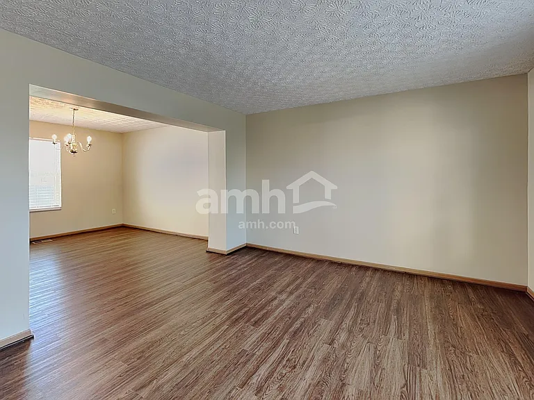 4308 Shady Meadows Dr — Photo 7
