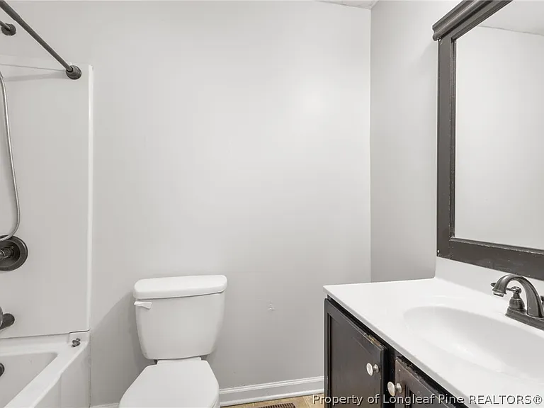 1907 Martindale Dr — Photo 24