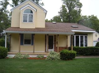 10 Idlewood Dr, Auburn, MA 01501