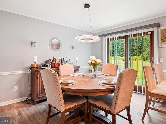 3rd image of 10640 Kittys Corner Rd