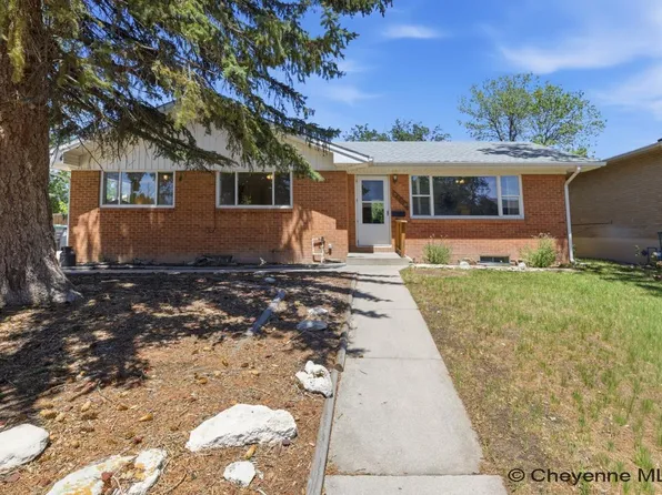 3508 Randy Rd, Cheyenne, WY 82001