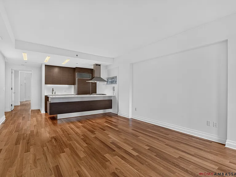 39 E 29th St #20C — Photo 1