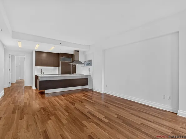 39 East 29th Street image 1 of 17