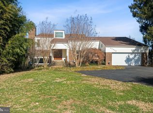 11312 Wedge Dr, Reston, VA 20190