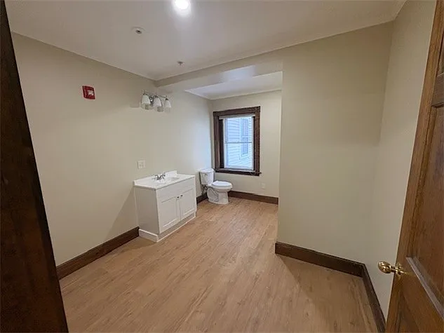 96 Hammond St #321 — Photo 9