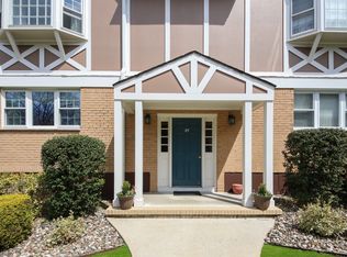 35 Milford Ln, Suffern, NY 10901