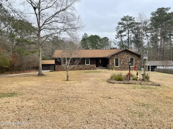 218 Woodland Hills Dr, Quitman, MS 39355