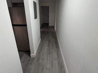 3150 Peter St #11, Windsor, ON N9C1H3