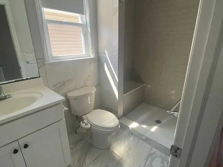 710 Court St — Photo 16